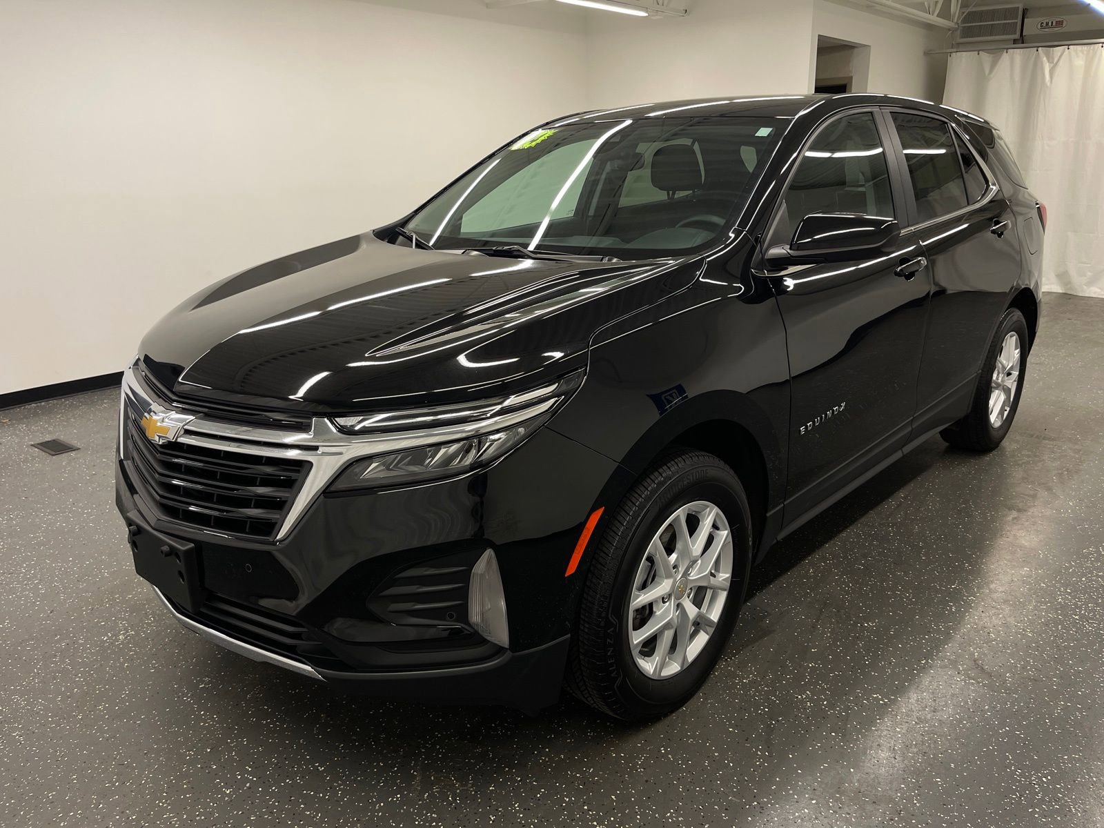 Used 2024 Chevrolet Equinox LT image 4