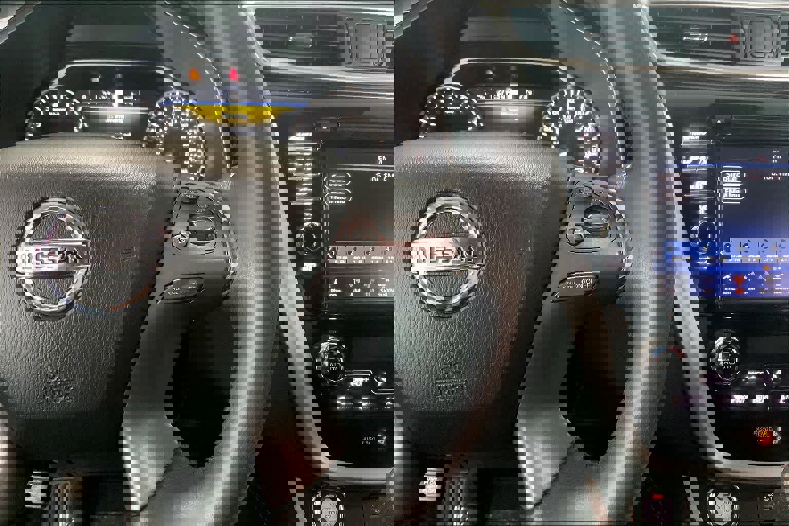 Used 2022 Nissan Murano SL w/ Cargo Package image 22