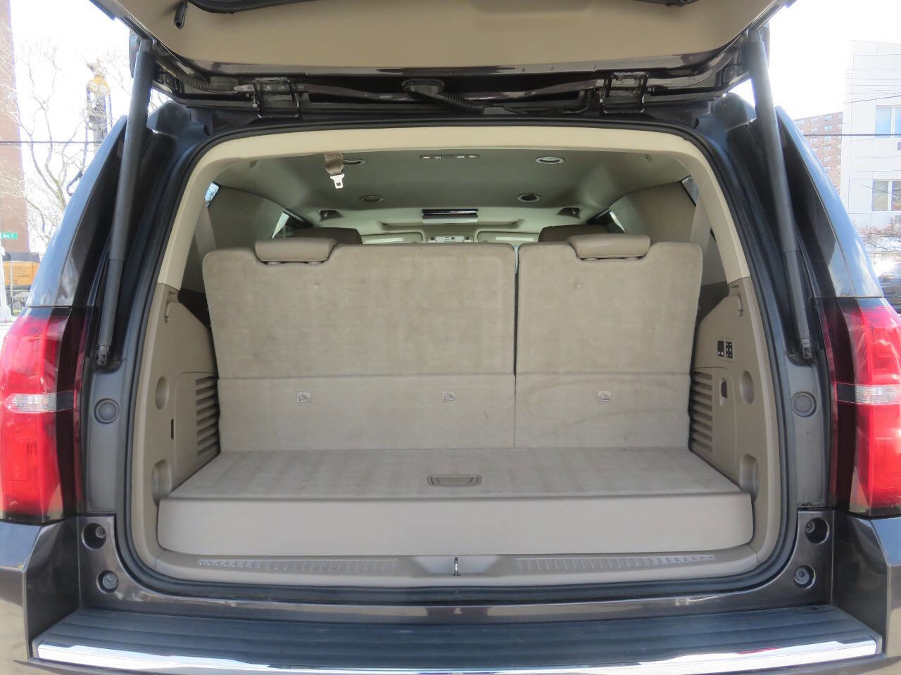 Used 2015 Chevrolet Tahoe LTZ image 29