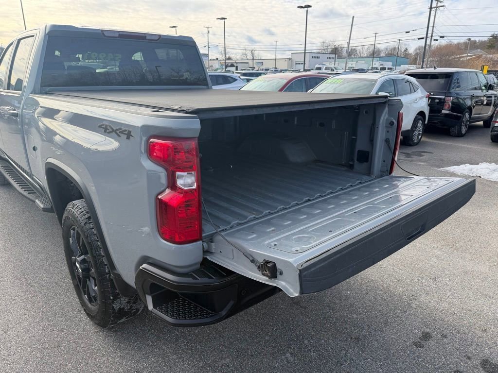 Used 2025 Chevrolet Silverado 2500 Custom w/ Custom Value Package image 18