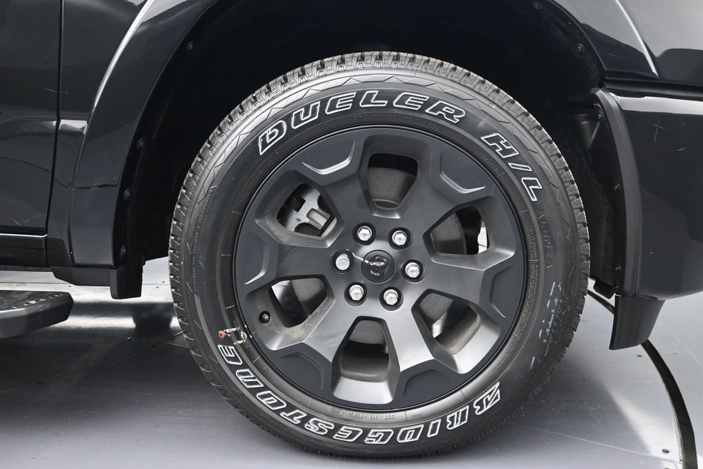 Used 2025 RAM 1500 Big Horn RWD image 9