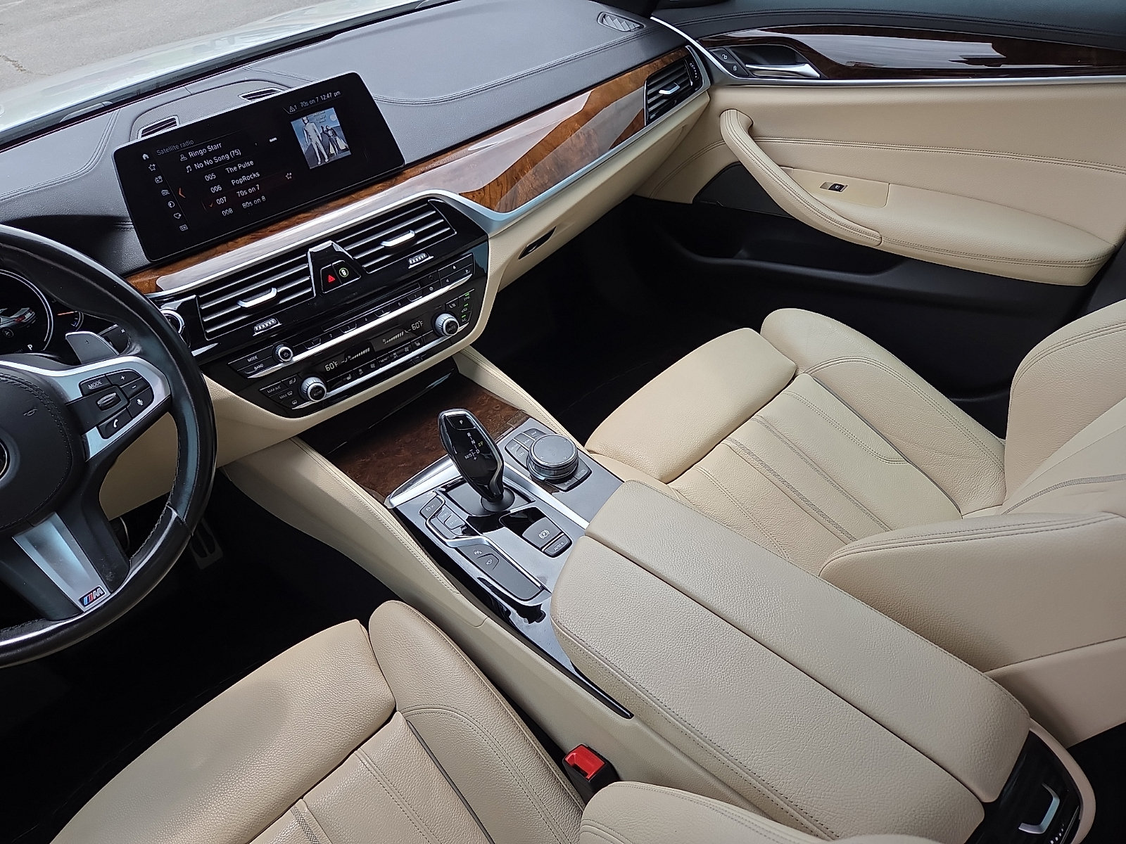 Used 2018 BMW 540i w/ M Sport Package RWD image 12