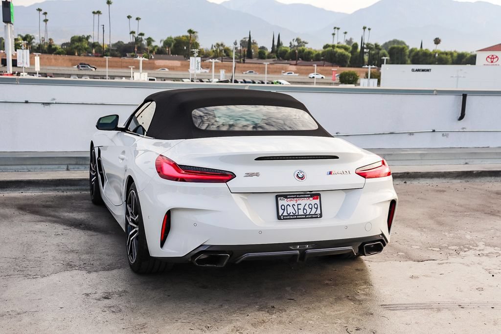Used 2022 BMW Z4 M40i w/ Premium Package RWD image 7