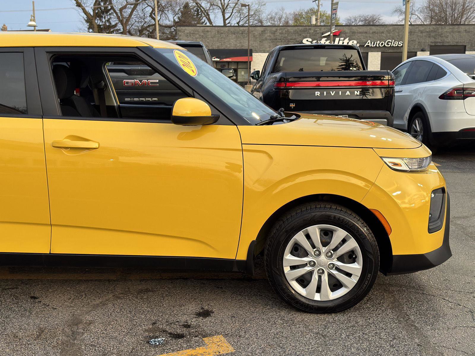 Used 2020 Kia Soul LX FWD image 14