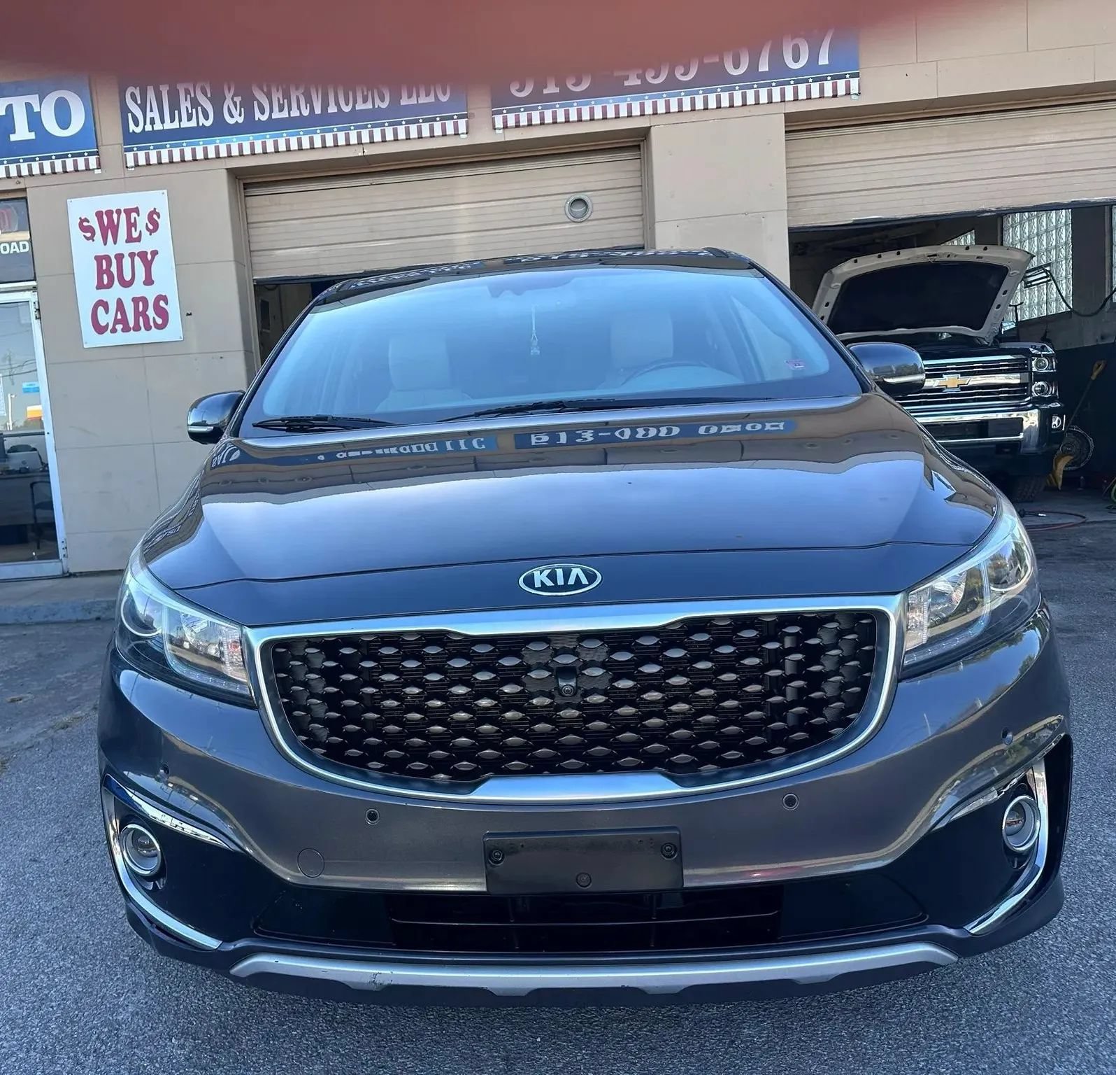 Used 2017 Kia Sedona SX Limited w/ SXL Prestige Package FWD image 11