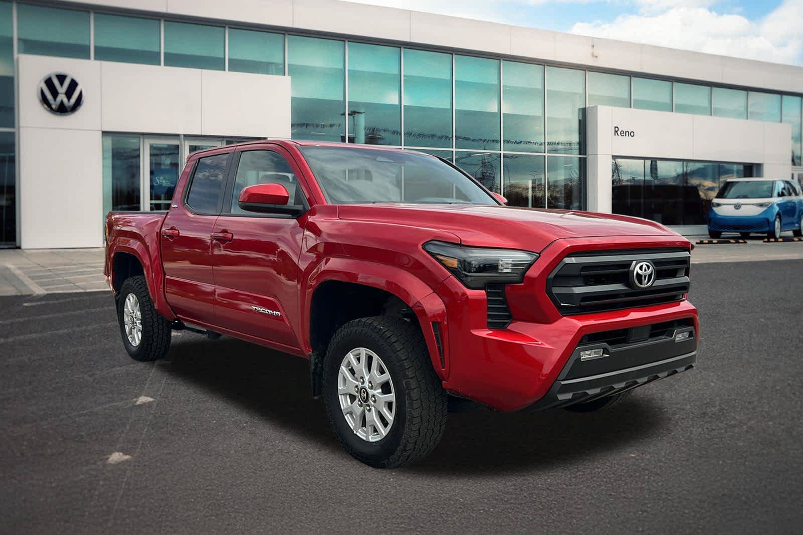 Used 2024 Toyota Tacoma SR5 AWD/4WD video 3