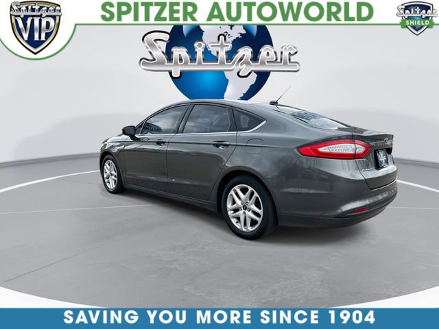 Used 2015 Ford Fusion SE FWD image 7