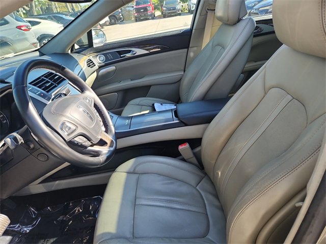 Used 2017 Lincoln MKZ Reserve w/ Luxury Package image 11