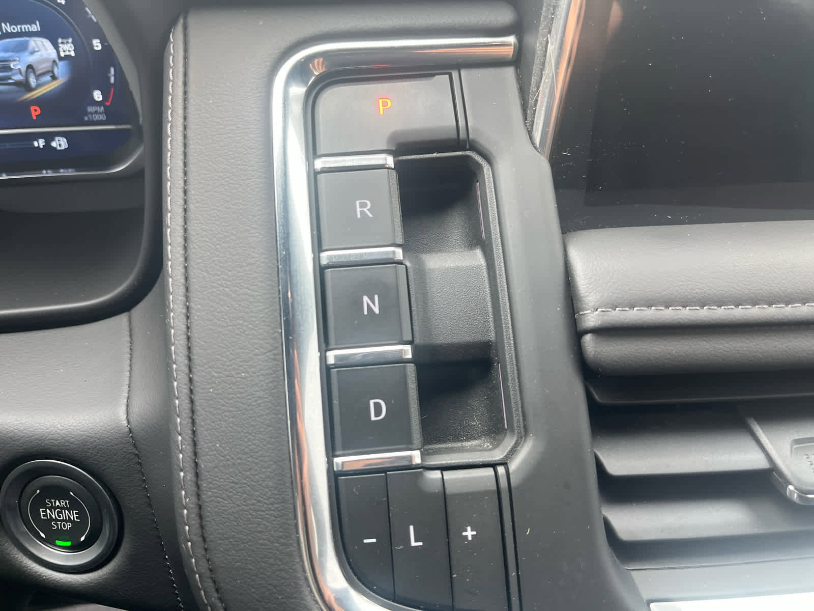 Used 2024 Chevrolet Tahoe LT image 15