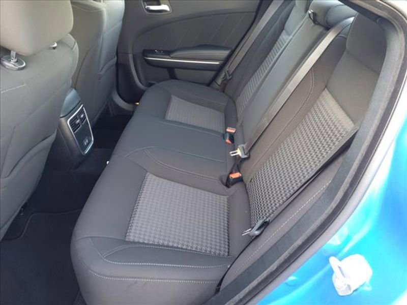 Used 2023 Dodge Charger SXT image 6