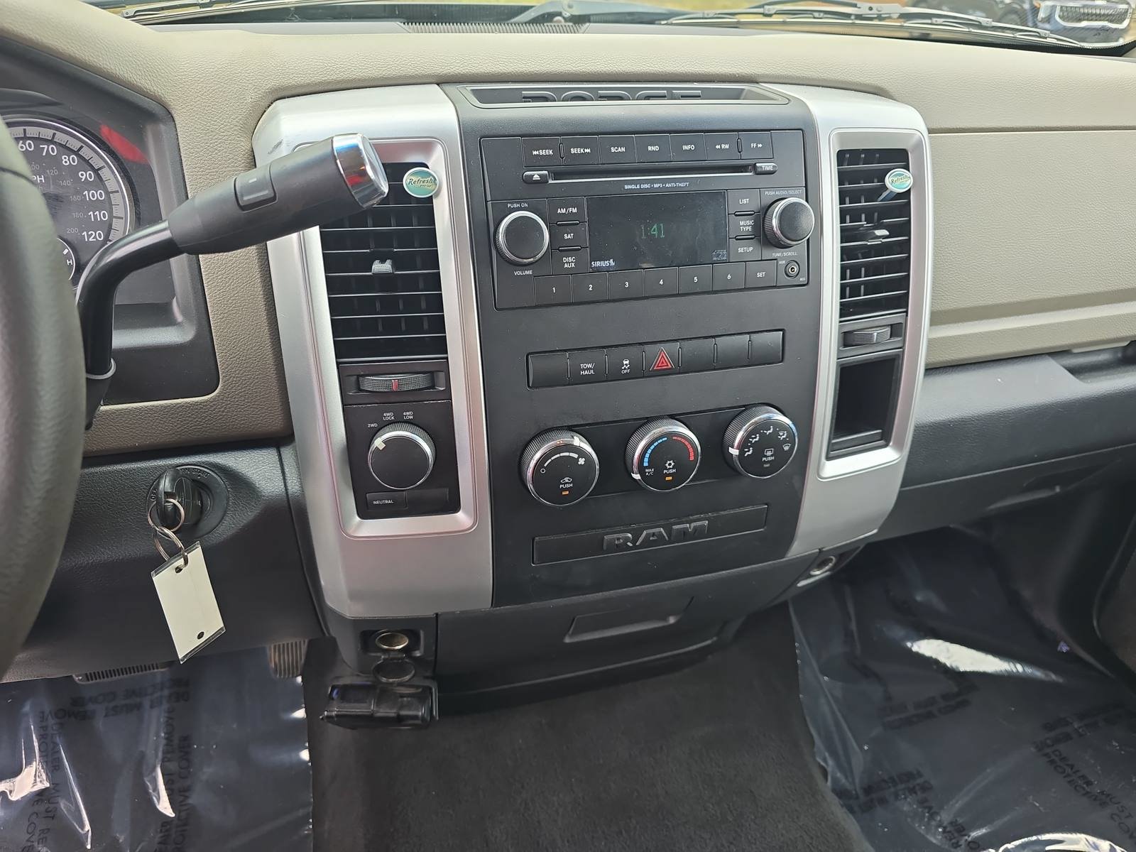 Used 2012 RAM 1500 Classic SLT AWD/4WD image 21
