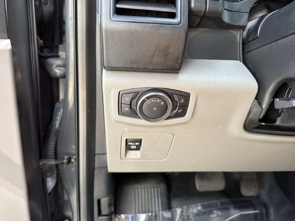 Used 2016 Ford F150 XL w/ Equipment Group 101A Mid RWD image 53