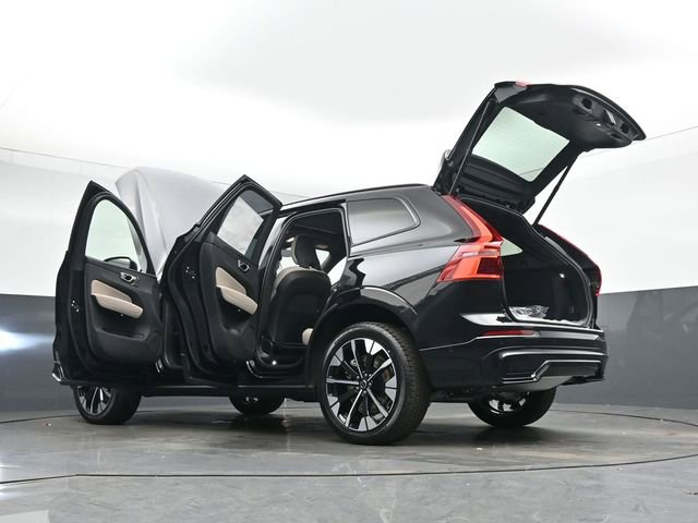 New 2026 Volvo XC60 T8 Plus w/ Protection Package Premier image 56