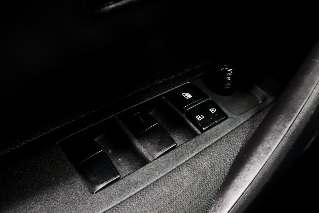 Used 2025 Toyota Corolla LE image 25