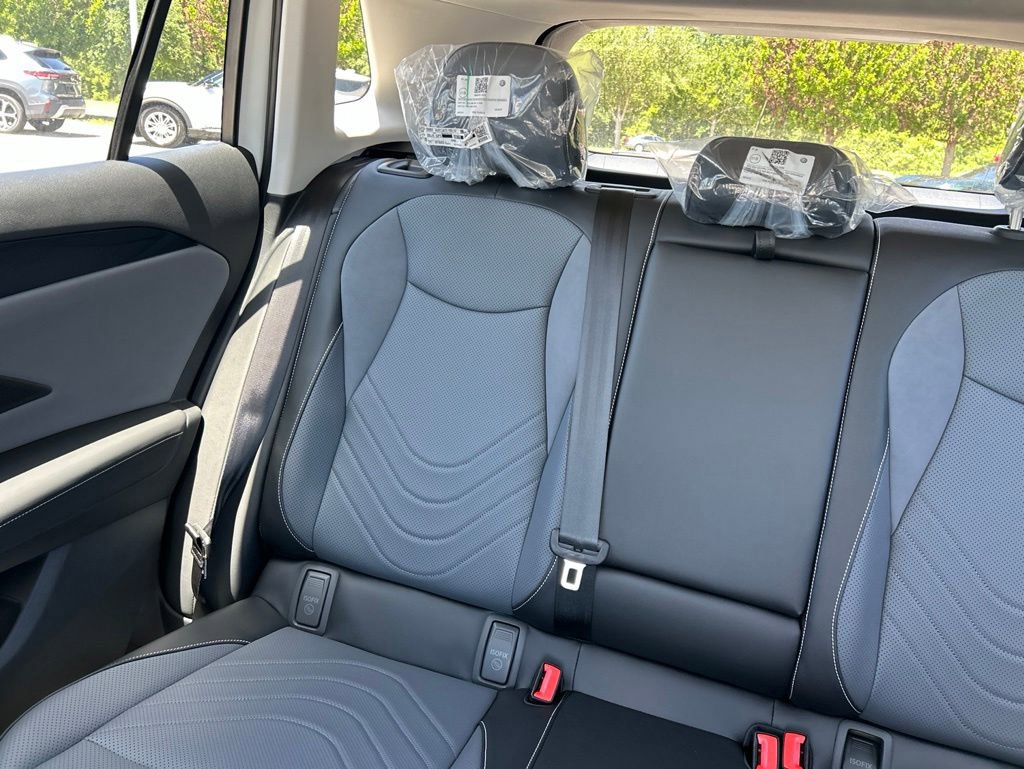 New 2026 Volkswagen Tiguan SE FWD image 12