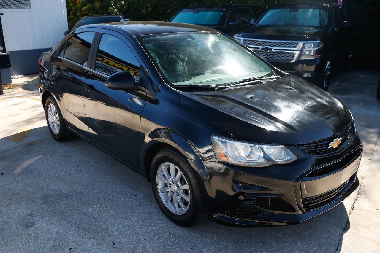 Used 2017 Chevrolet Sonic LT image 6