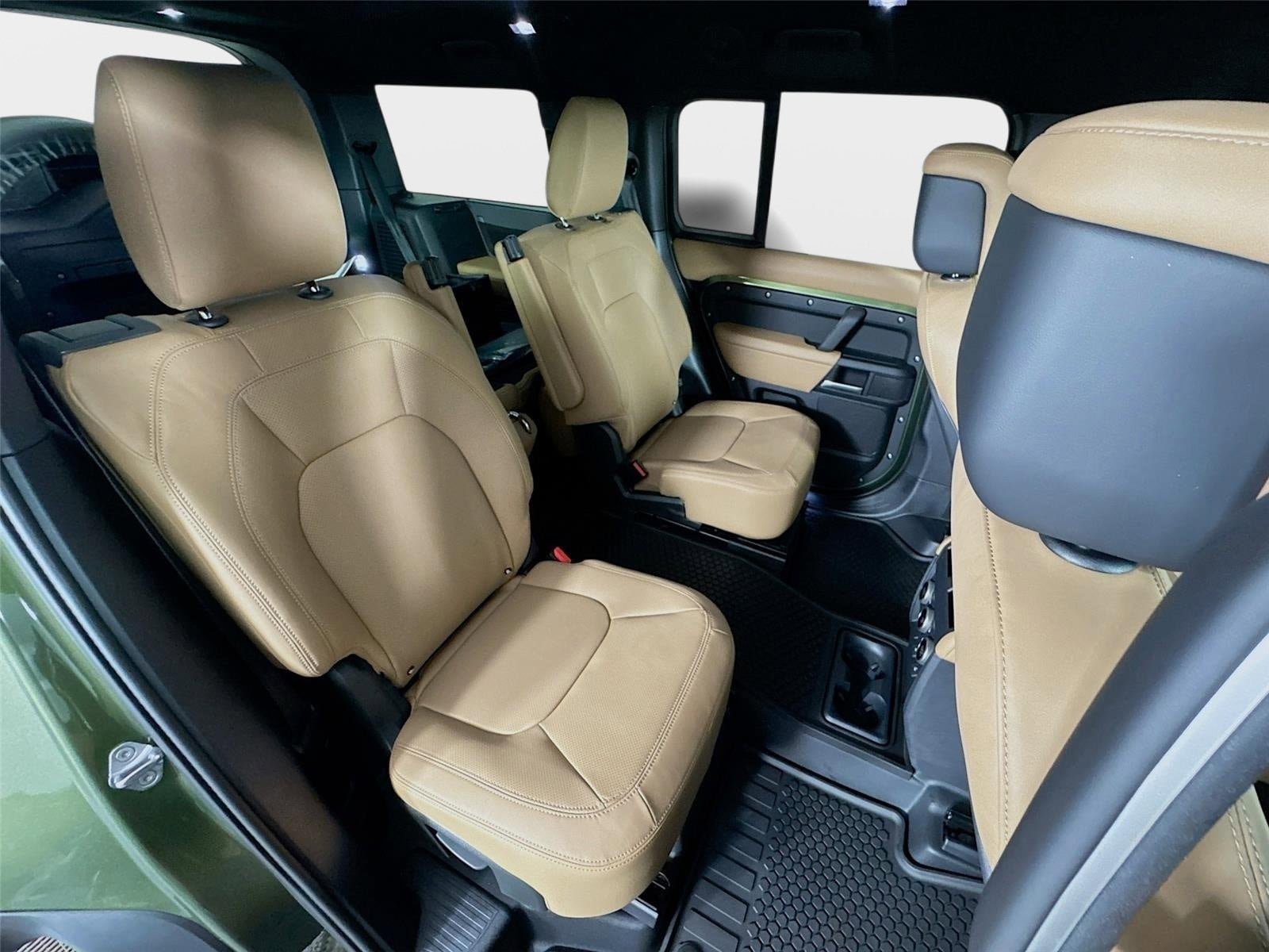 New 2026 Land Rover Defender 130 S AWD/4WD image 29