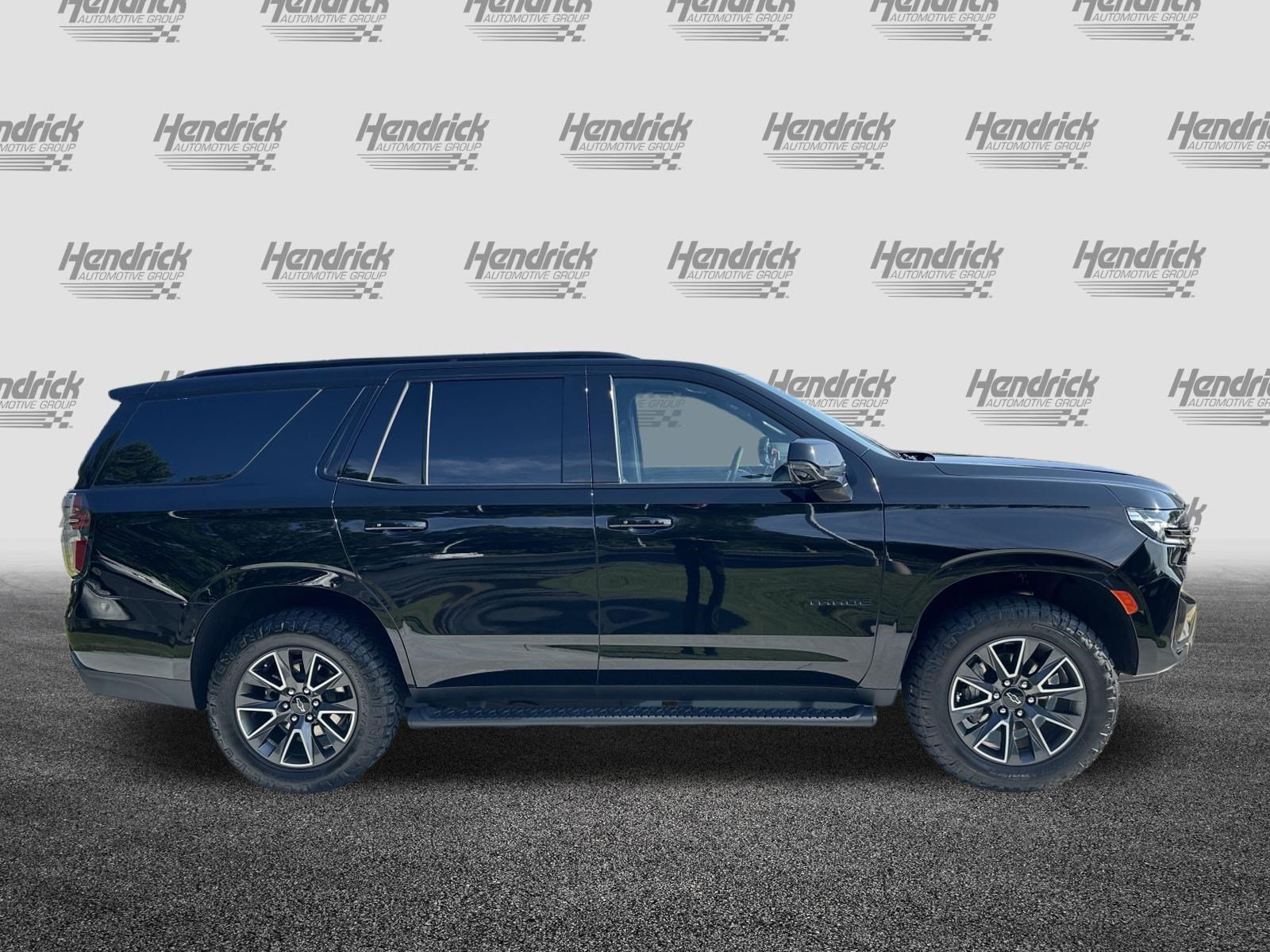 Used 2024 Chevrolet Tahoe Z71 w/ Luxury Package AWD/4WD image 11