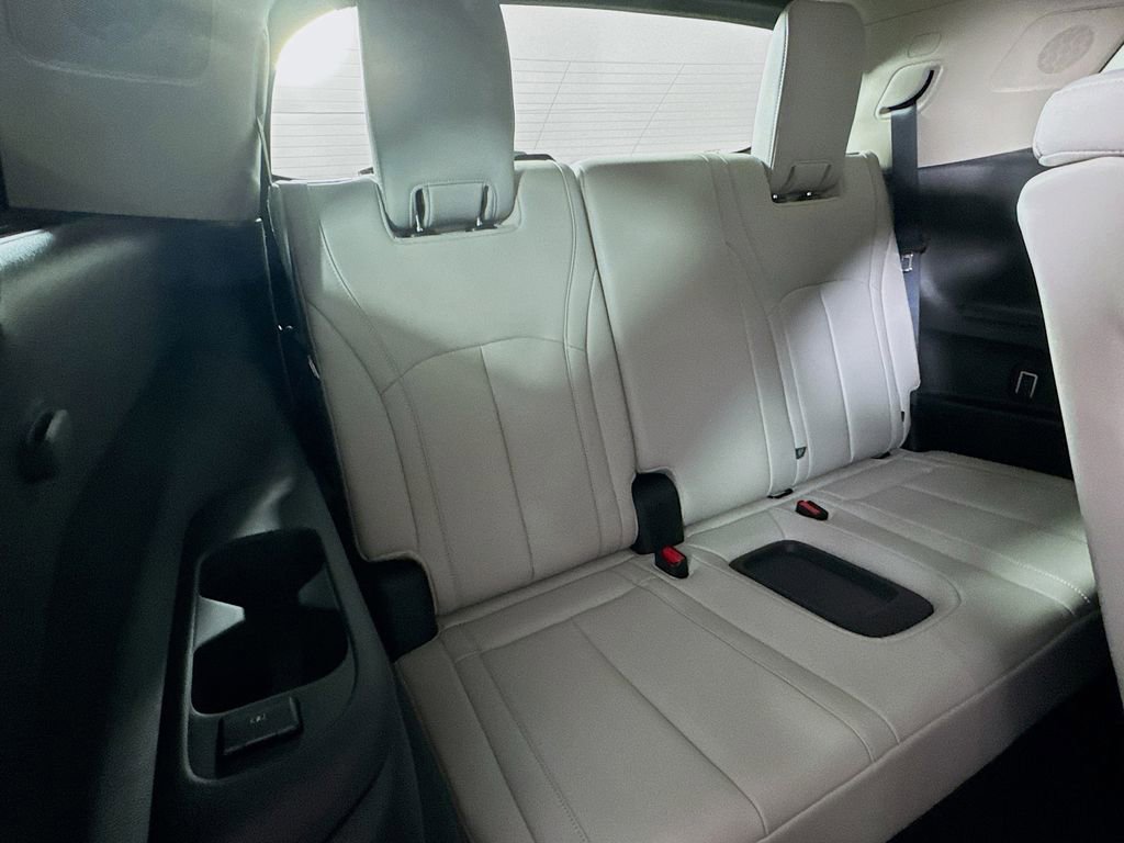 Used 2026 INFINITI QX60 Luxe w/ Cargo Package image 34