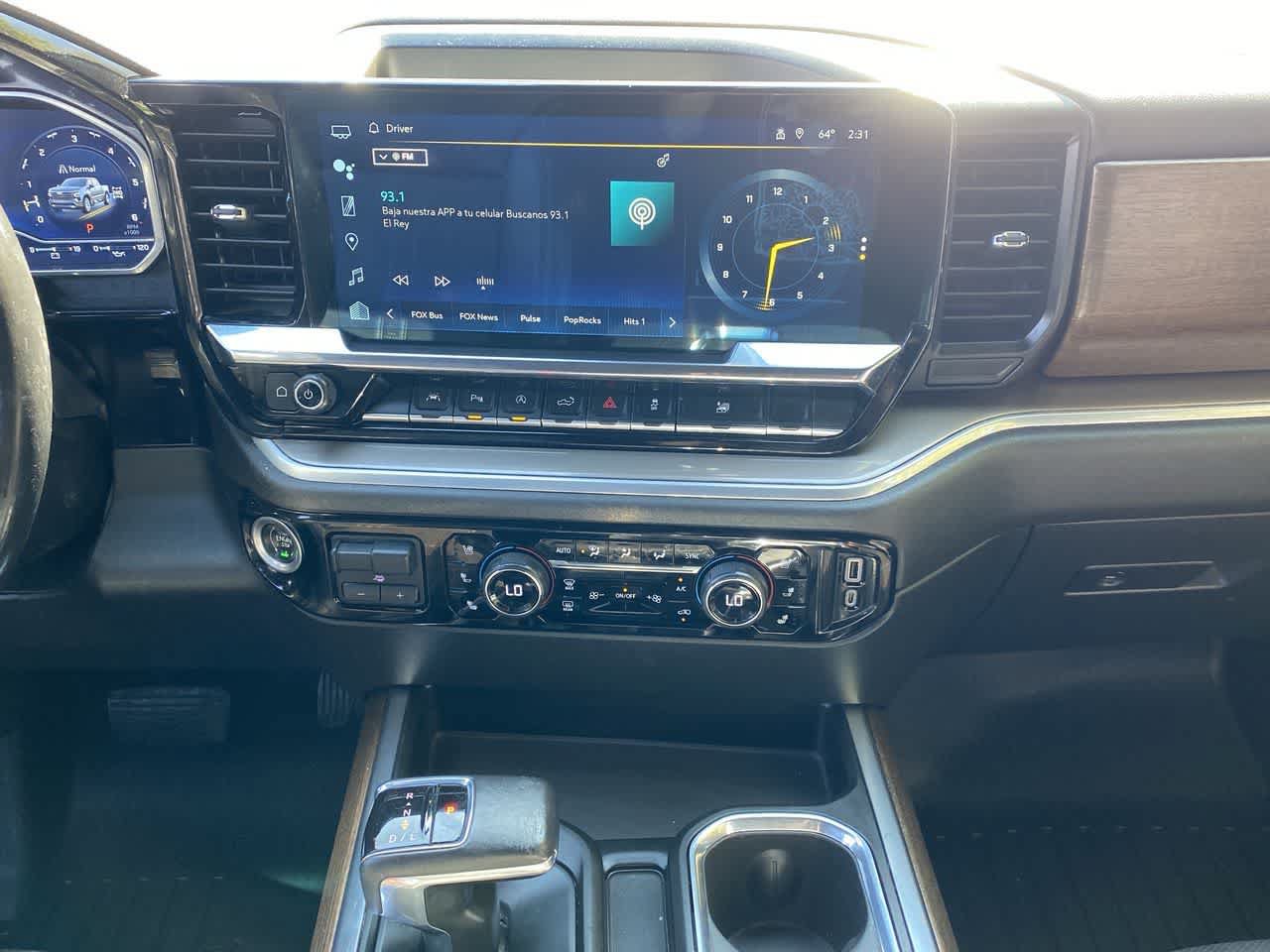 Used 2022 Chevrolet Silverado 1500 High Country w/ Technology Package AWD/4WD image 23