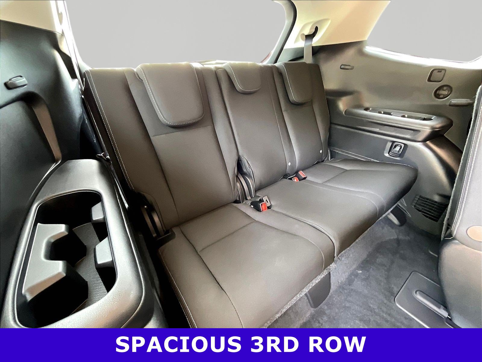 Used 2024 Subaru Ascent Premium w/ Convenience Package AWD/4WD image 4