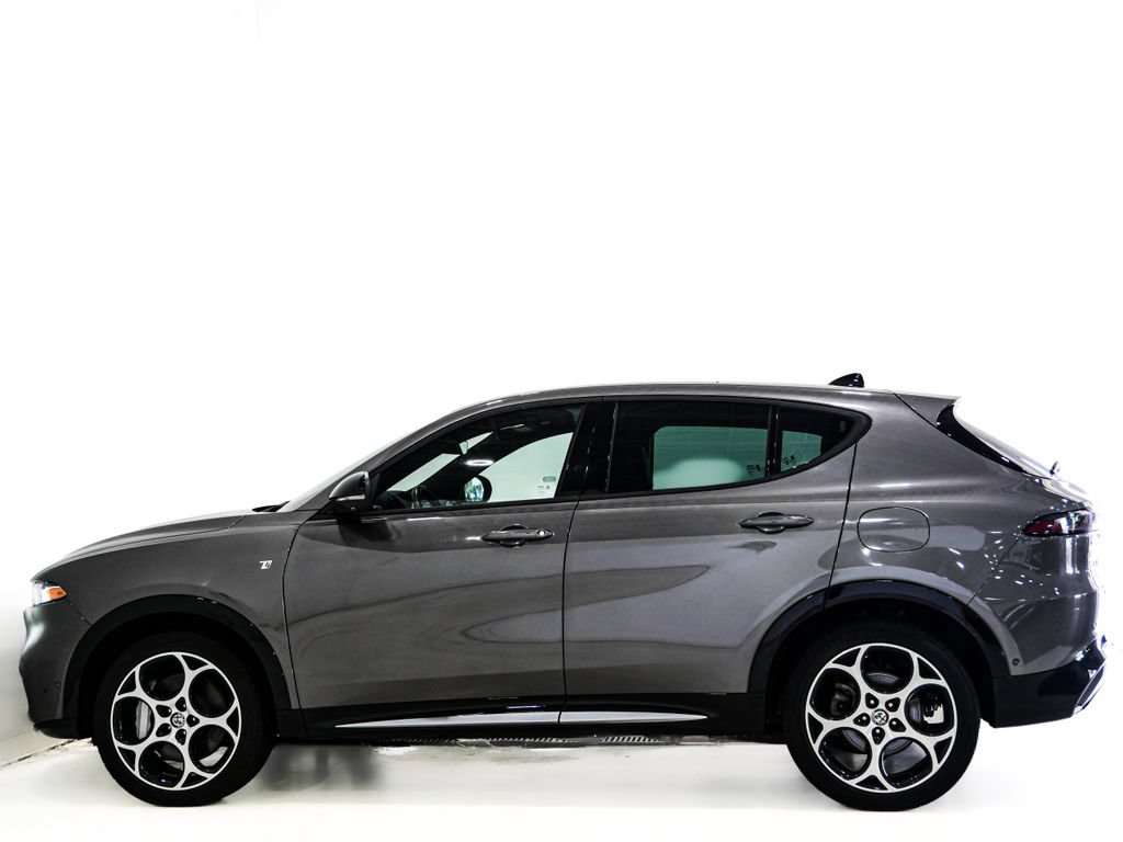 Used 2024 Alfa Romeo Tonale Ti AWD/4WD image 6
