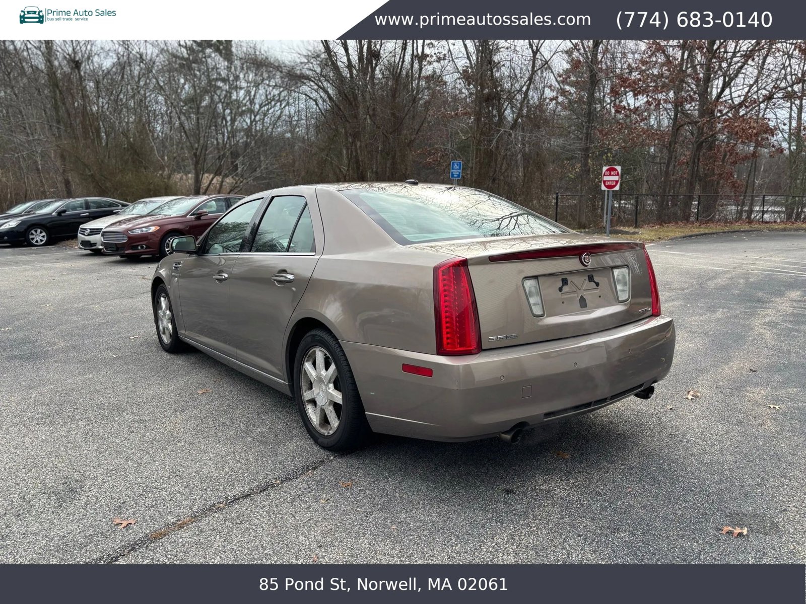 Used 2008 Cadillac STS AWD w/ Preferred Equipment Group image 5