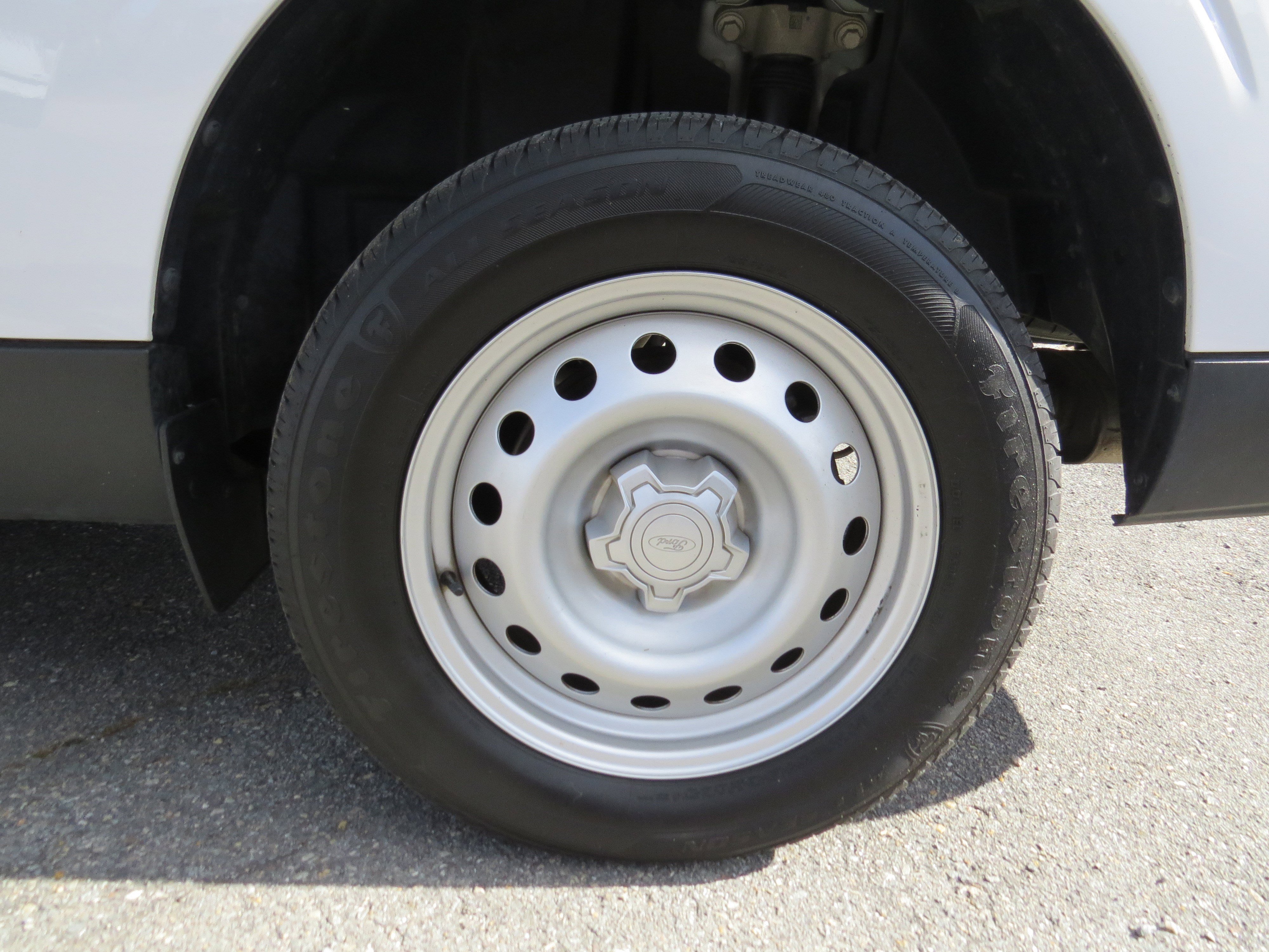 Used 2022 Ford Maverick XL image 13