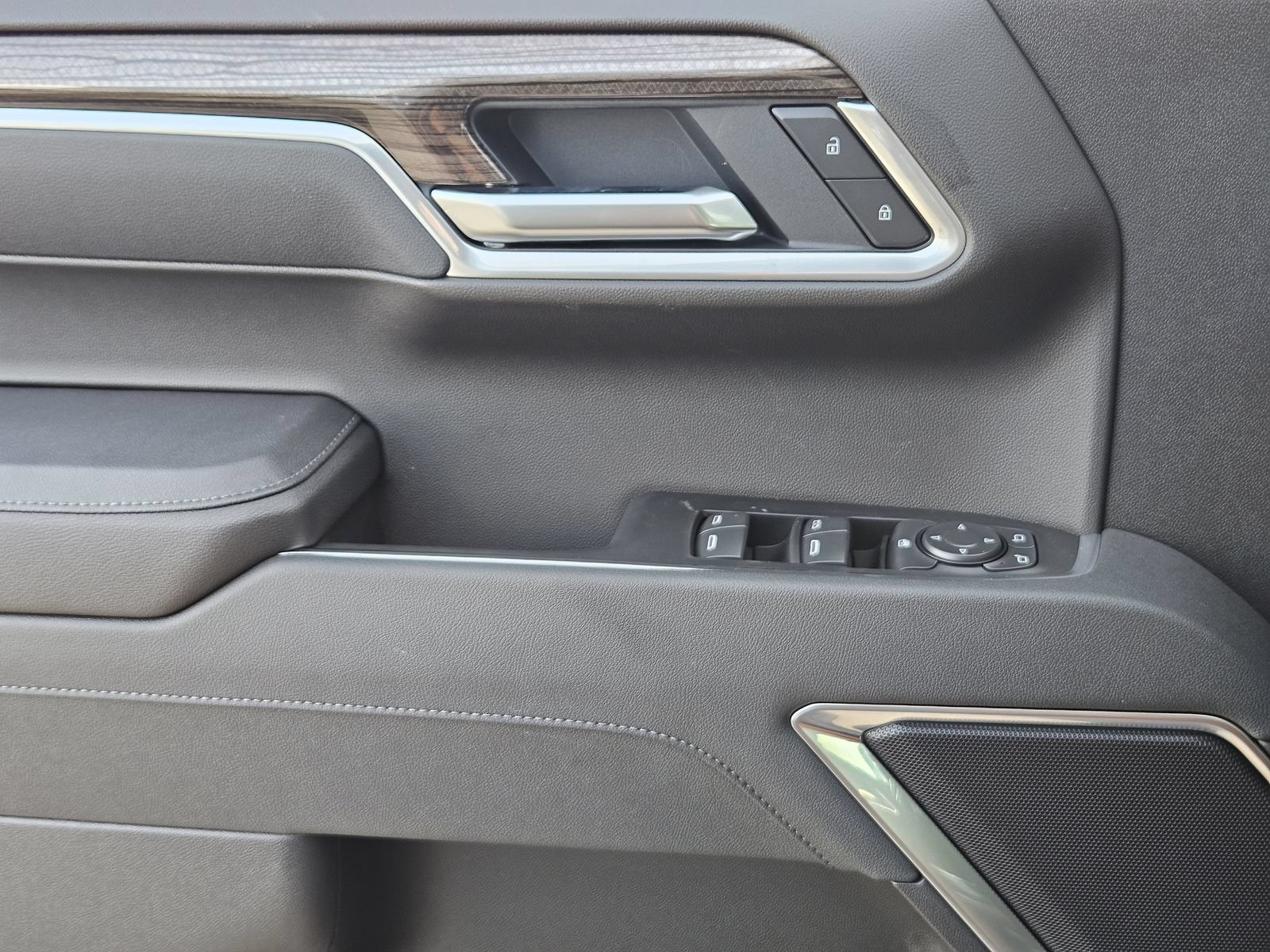 New 2026 Chevrolet Silverado 1500 LT w/ Texas Edition Plus RWD image 22