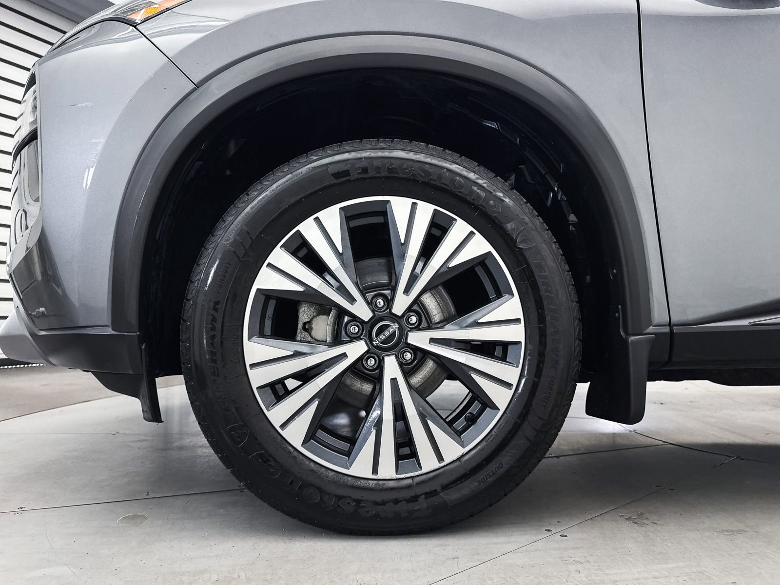 Used 2023 Nissan Rogue SV w/ SV Premium B Package AWD/4WD image 11