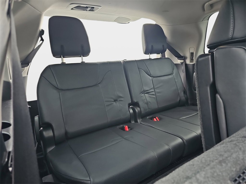 Used 2019 Lexus LX 570 4WD image 12