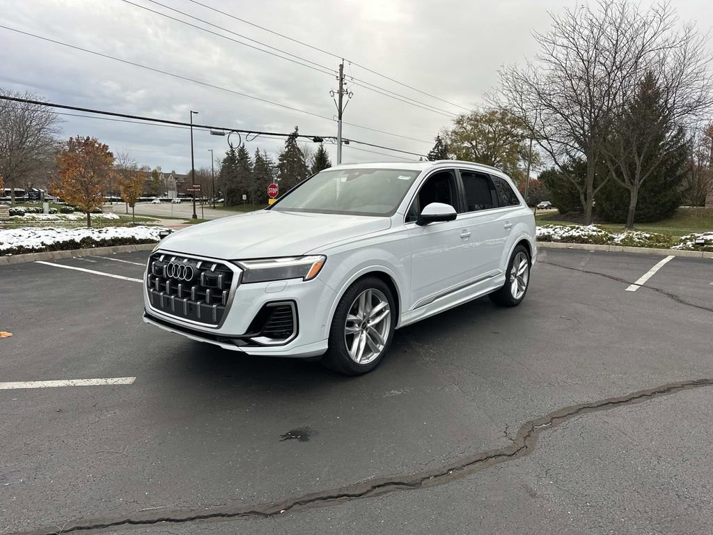 New 2025 Audi Q7 3.0T Premium Plus image 3