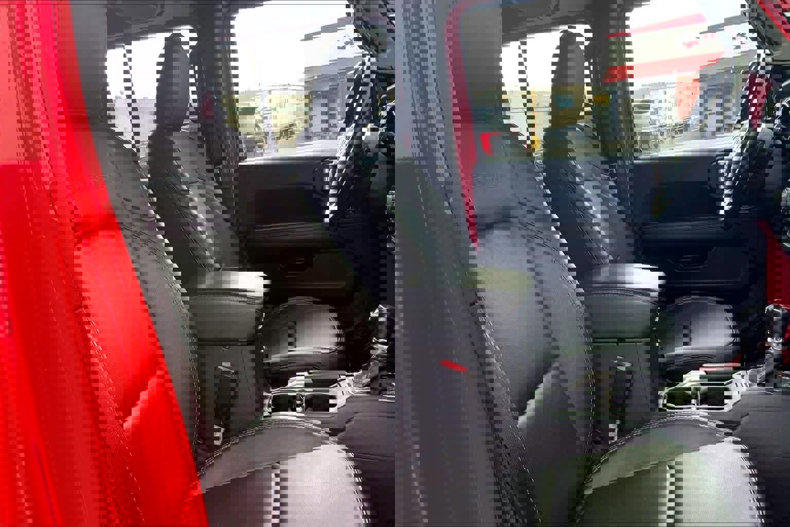 Used 2021 Jeep Wrangler Unlimited Rubicon 4xe image 13