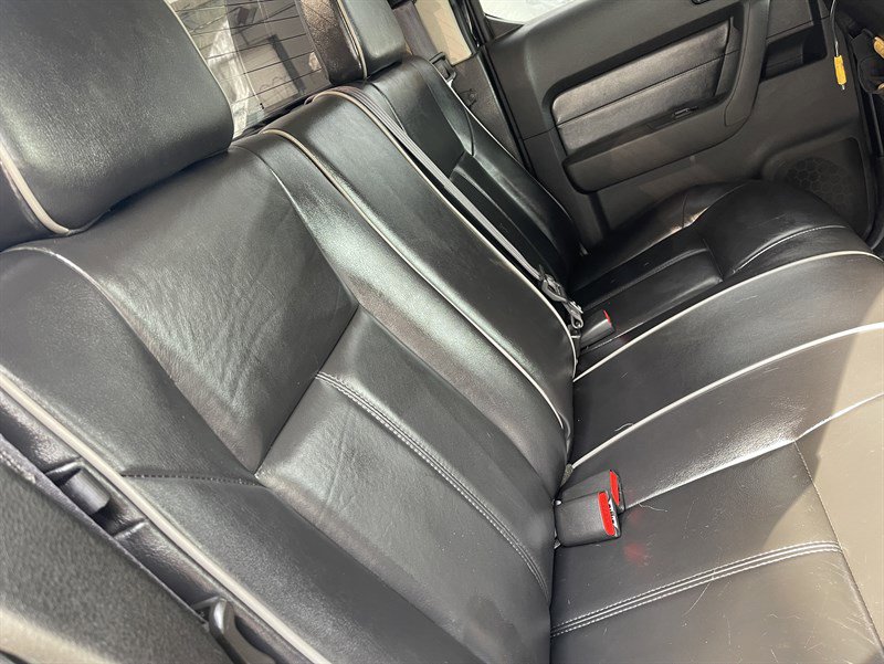 Used 2009 HUMMER H3T Alpha image 19