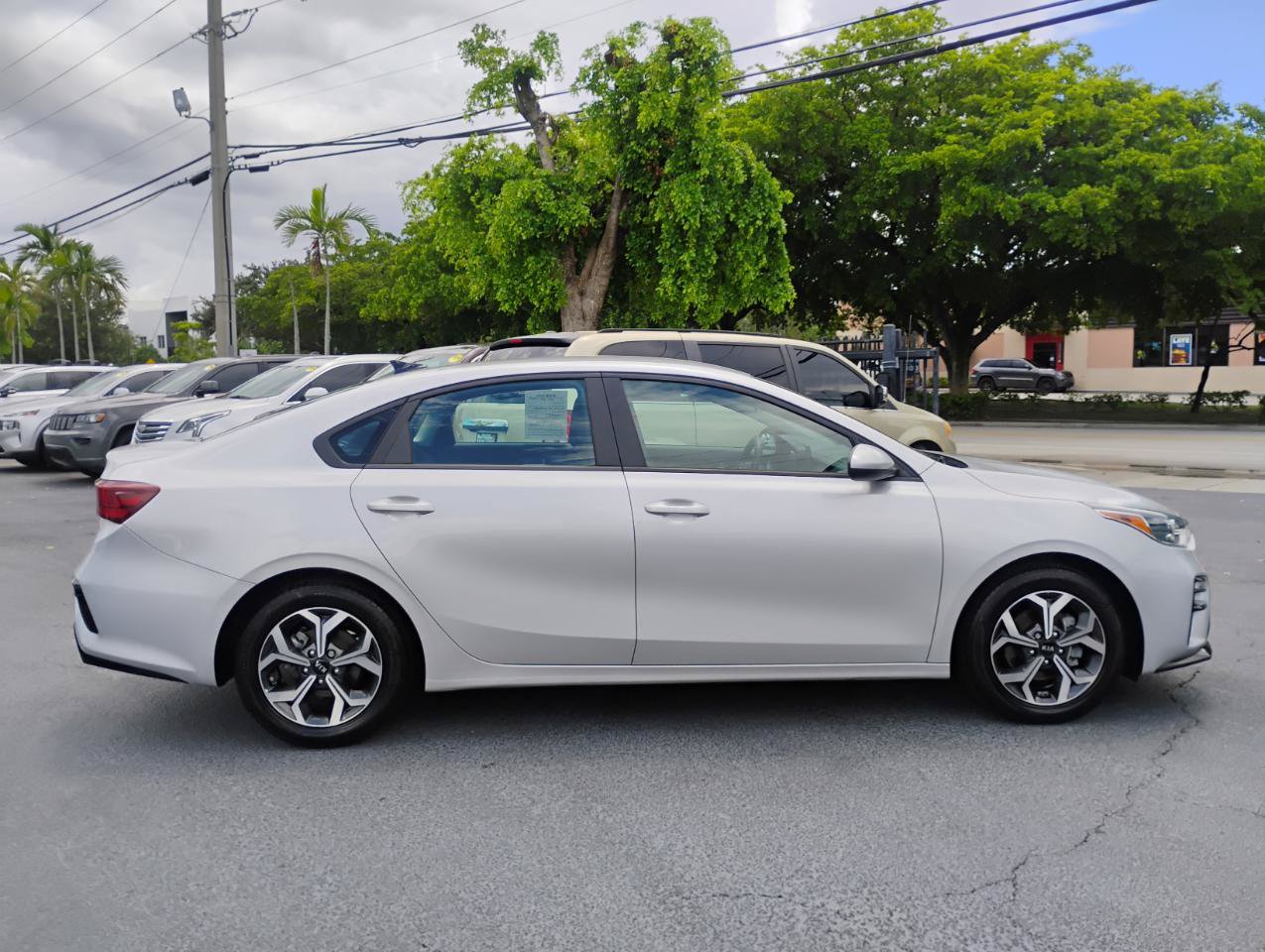 Used 2021 Kia Forte LXS FWD image 16