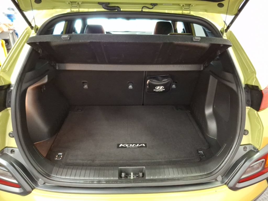 Used 2020 Hyundai Kona Ultimate w/ Cargo Package AWD/4WD image 12