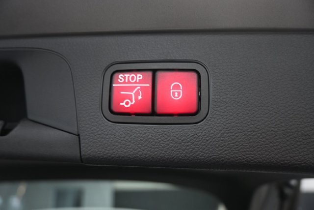 Certified 2020 Mercedes-Benz GLC 300 image 23