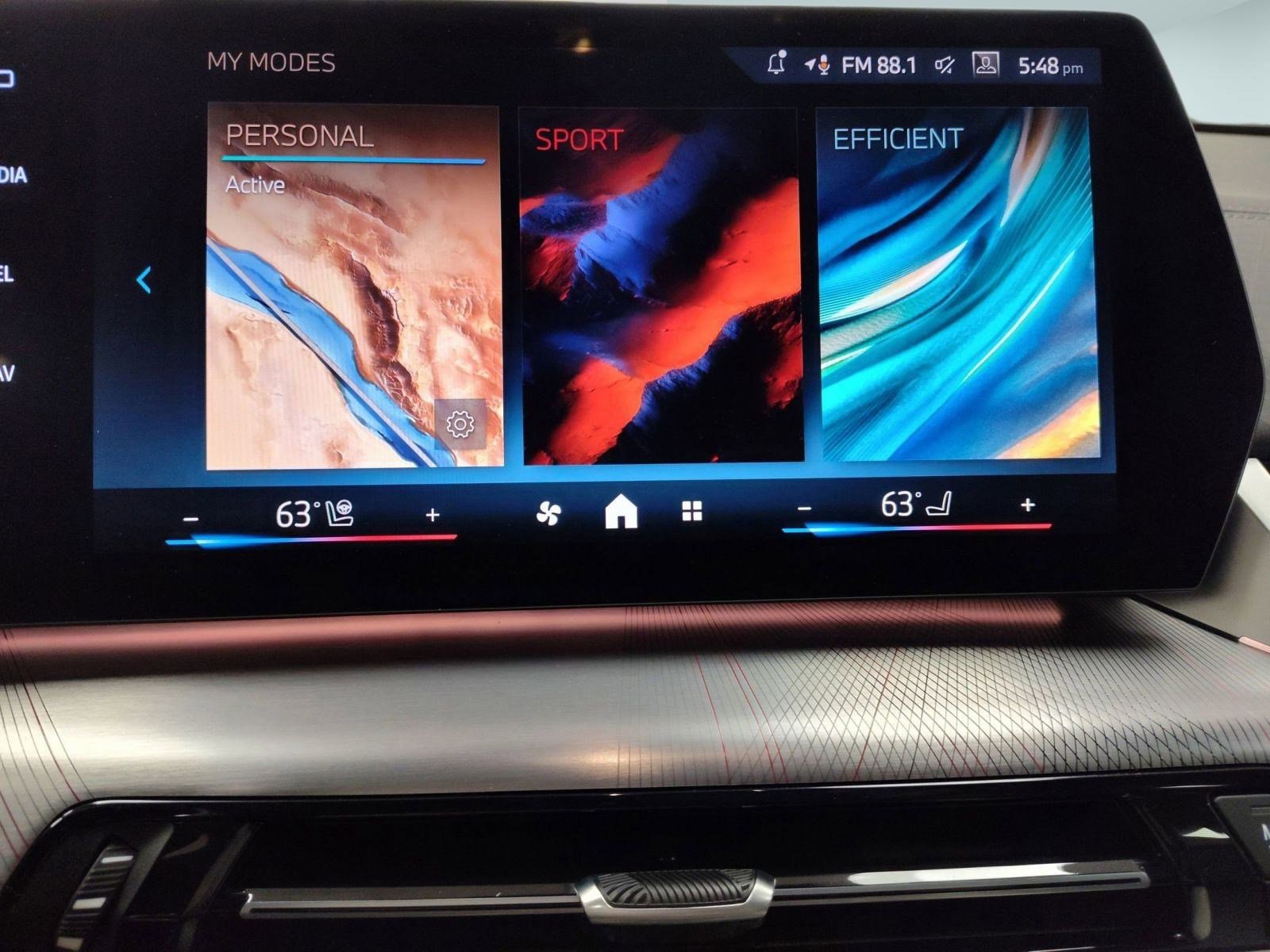 Used 2025 BMW X2 xDrive28i w/ Premium Package image 19