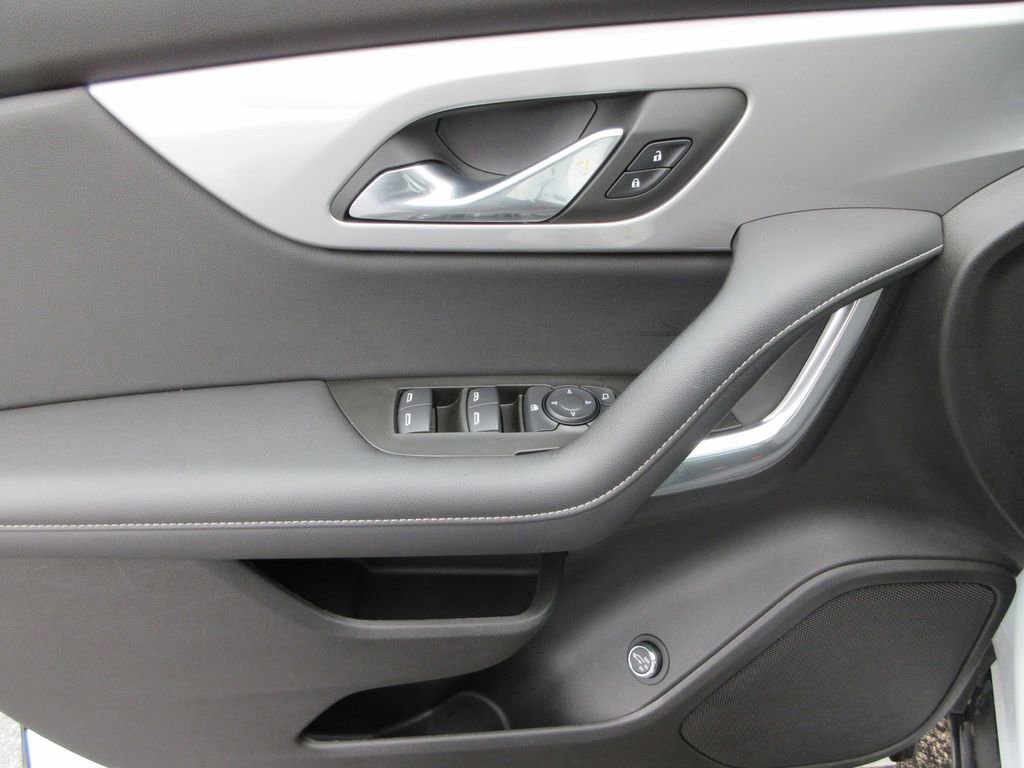 Used 2024 Chevrolet Blazer LT w/ Convenience Package image 21