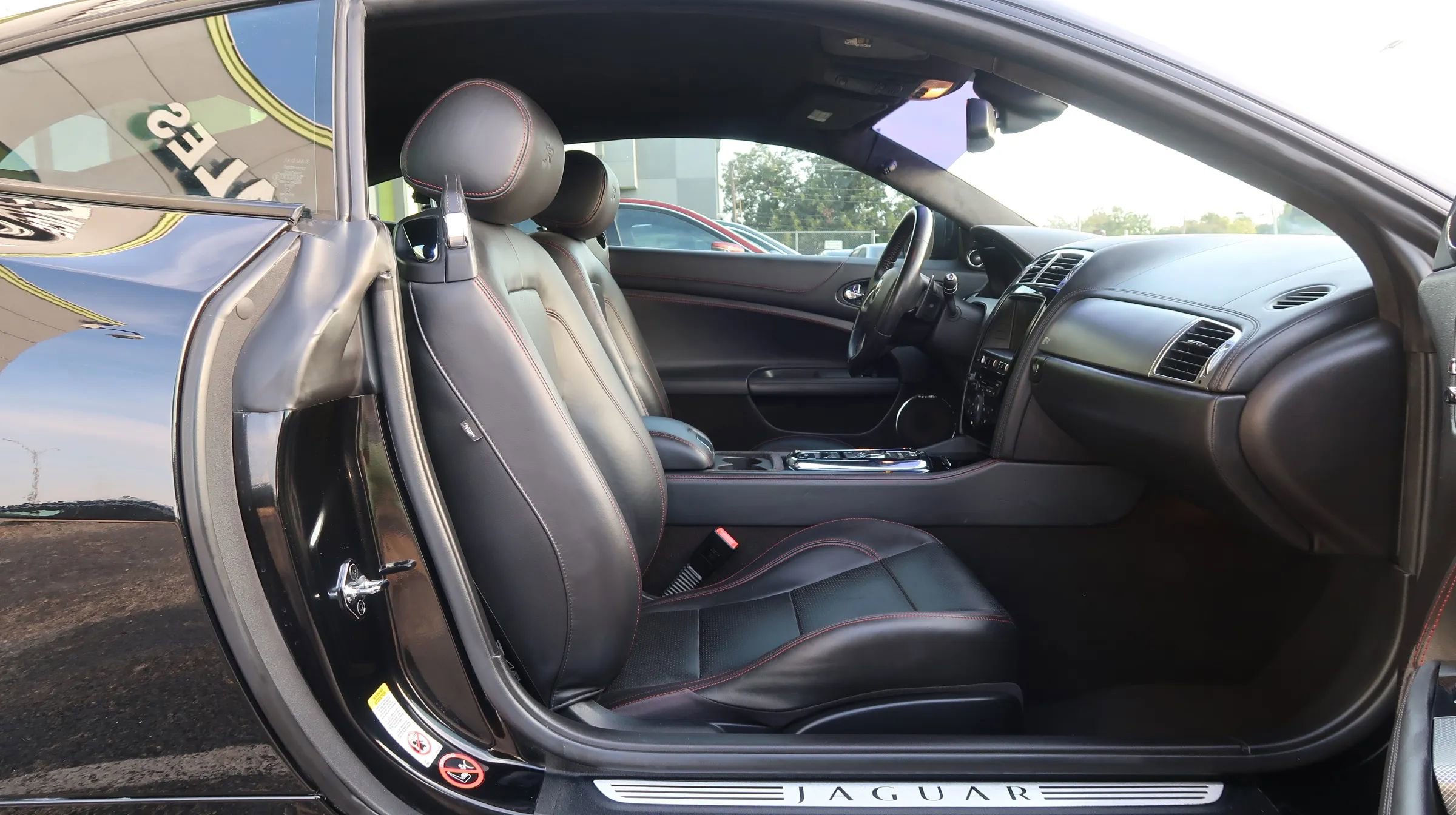 Used 2014 Jaguar XKR R image 21