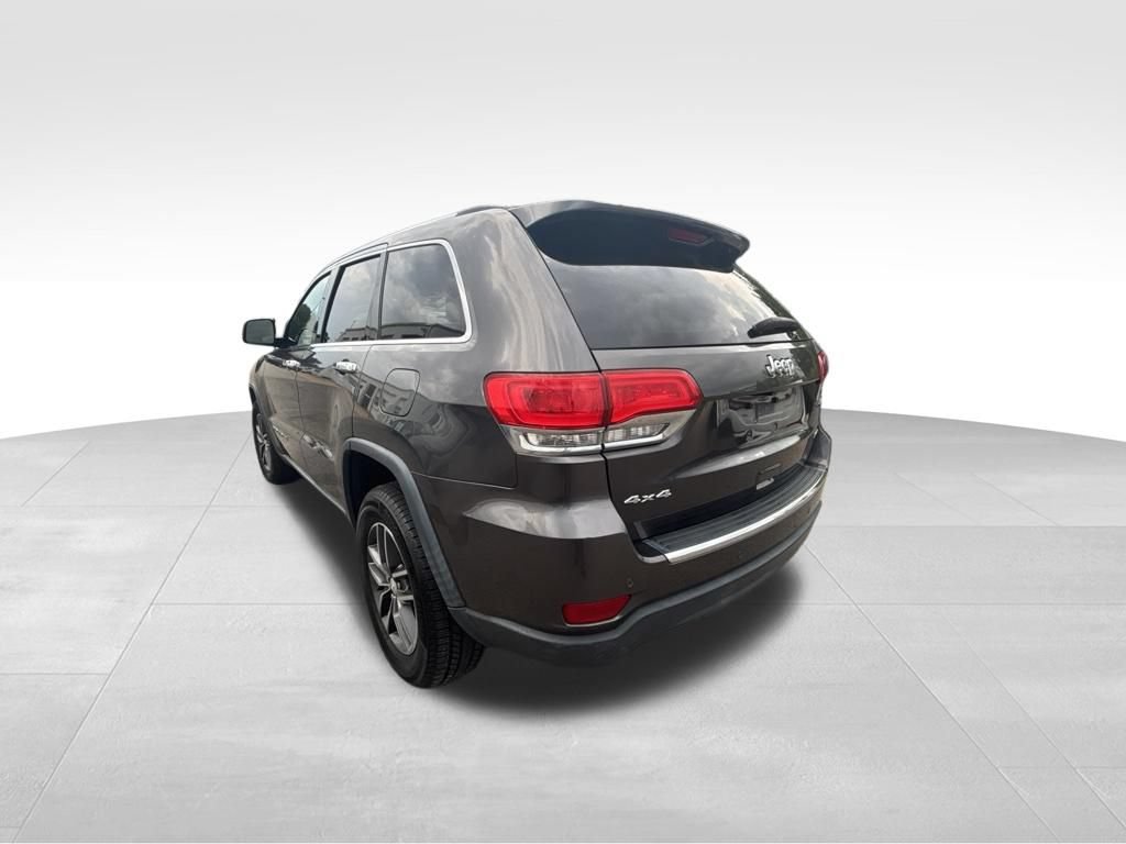 Used 2017 Jeep Grand Cherokee Limited AWD/4WD image 4