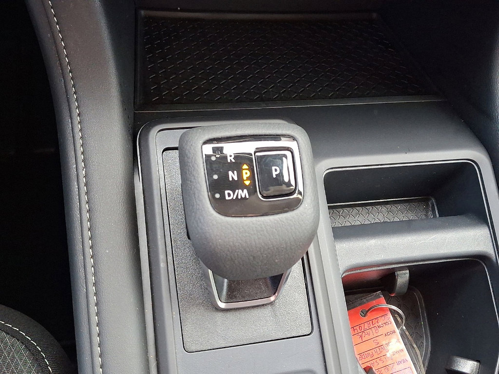 Certified 2025 Nissan Pathfinder S image 12