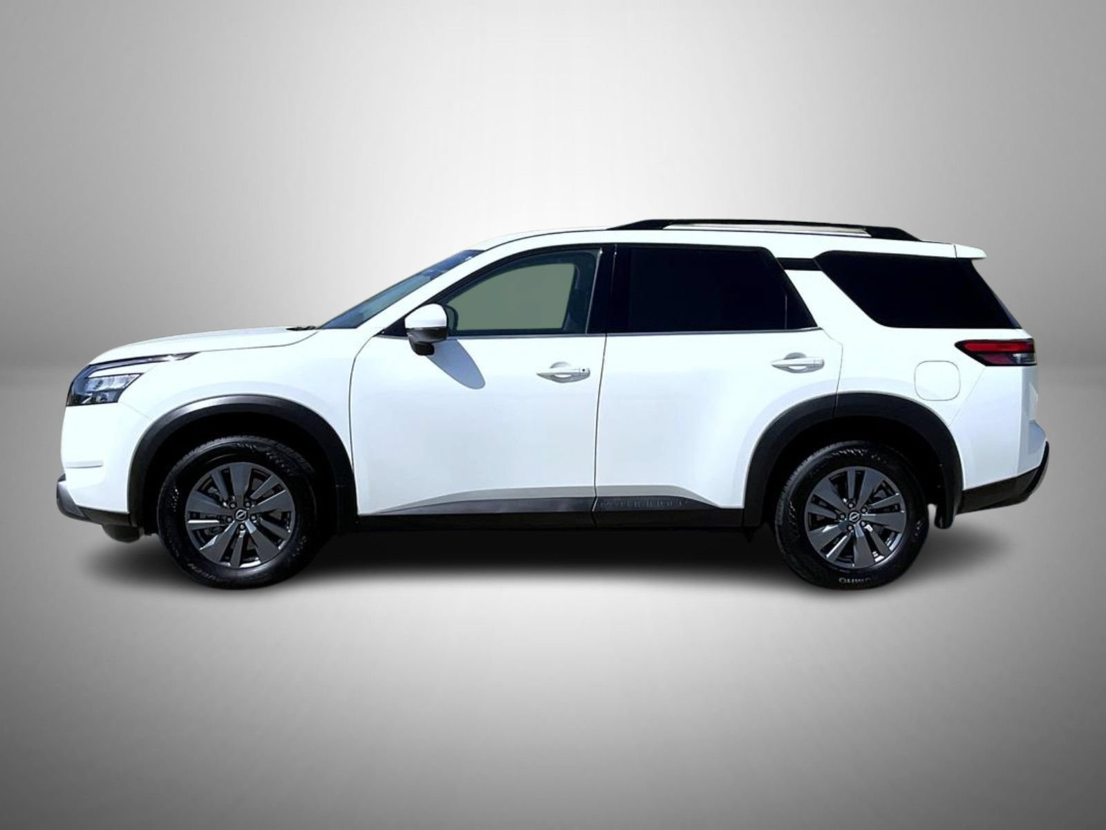 Used 2023 Nissan Pathfinder SV w/ Black Appearance Package AWD/4WD image 8