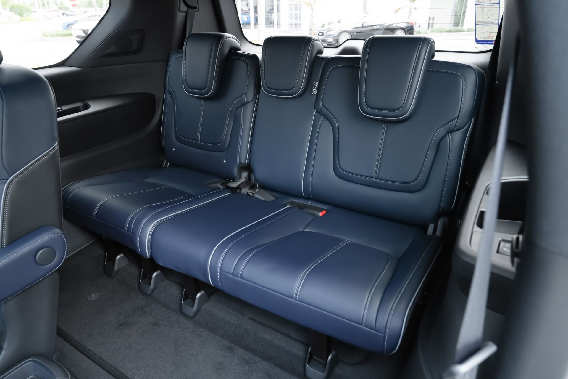 New 2026 INFINITI QX80 4WD w/ Sport Exterior Package image 35