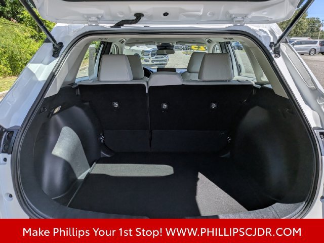 Used 2024 Toyota Corolla Cross L FWD image 10