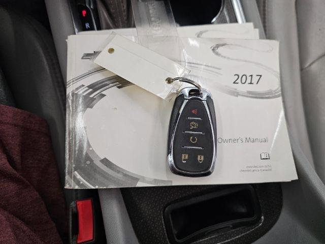 Used 2017 Chevrolet Malibu Hybrid w/ Leather Package FWD image 22