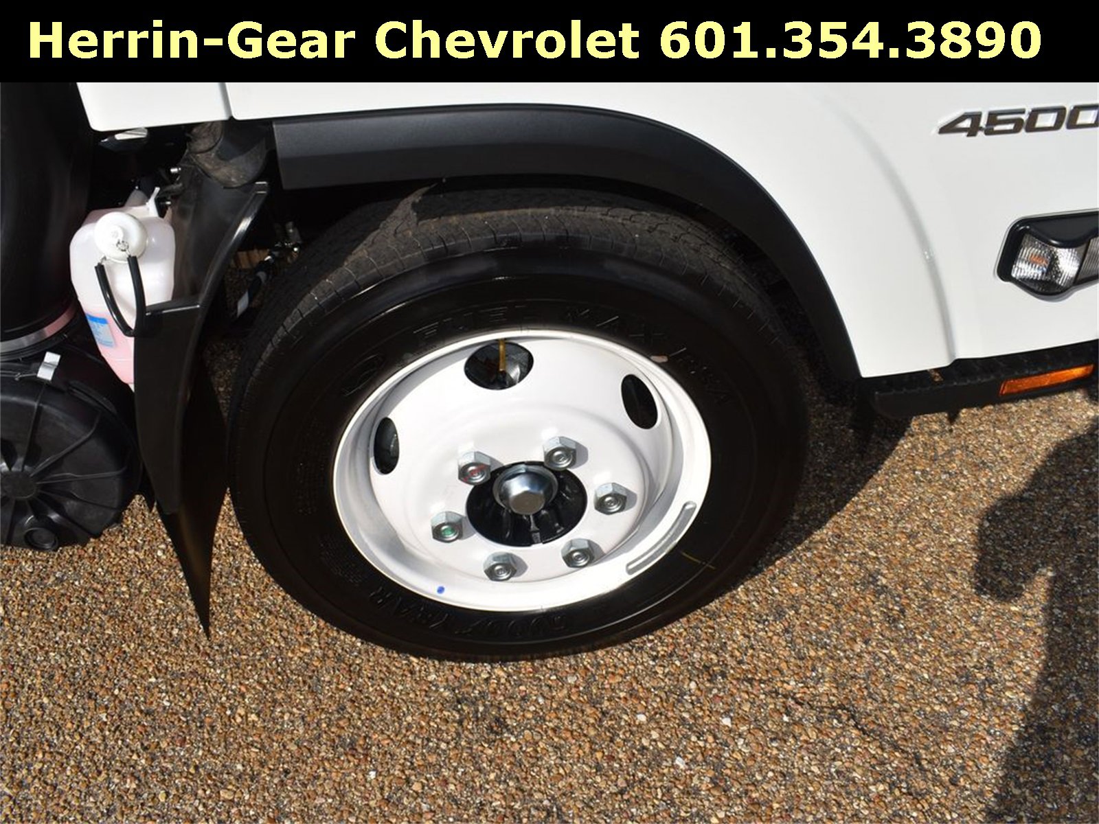 New 2025 Chevrolet Low Cab Forward image 18