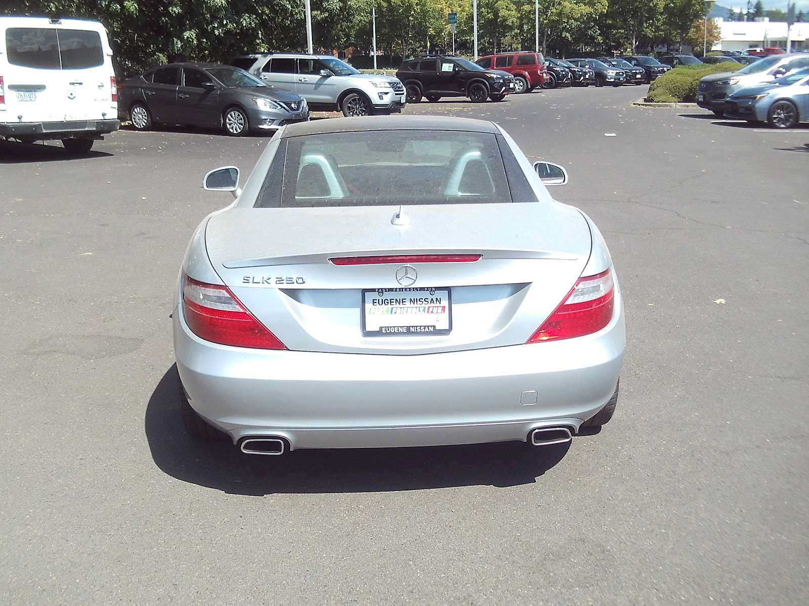Used 2015 Mercedes-Benz SLK 250 image 4