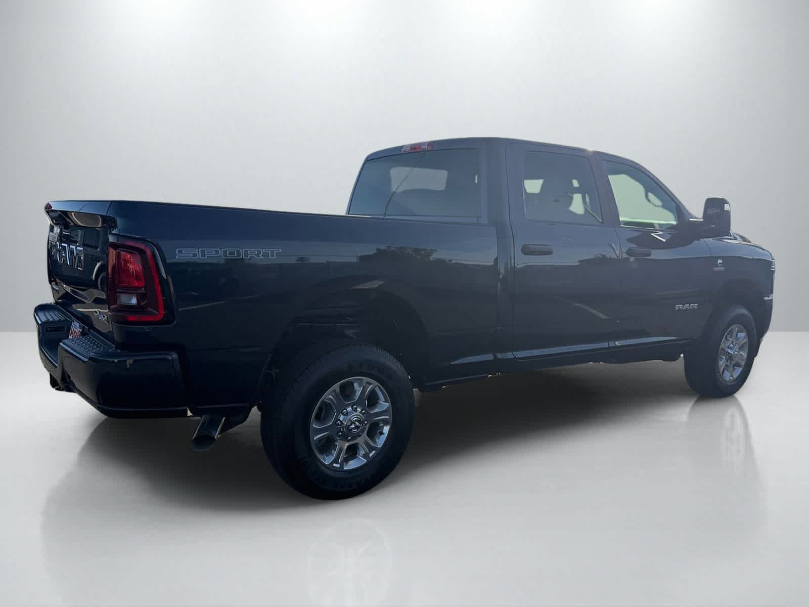 New 2026 RAM 2500 Big Horn AWD/4WD image 11