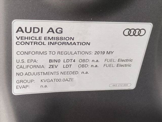 Used 2019 Audi e-tron Prestige w/ Prestige Package AWD/4WD image 26